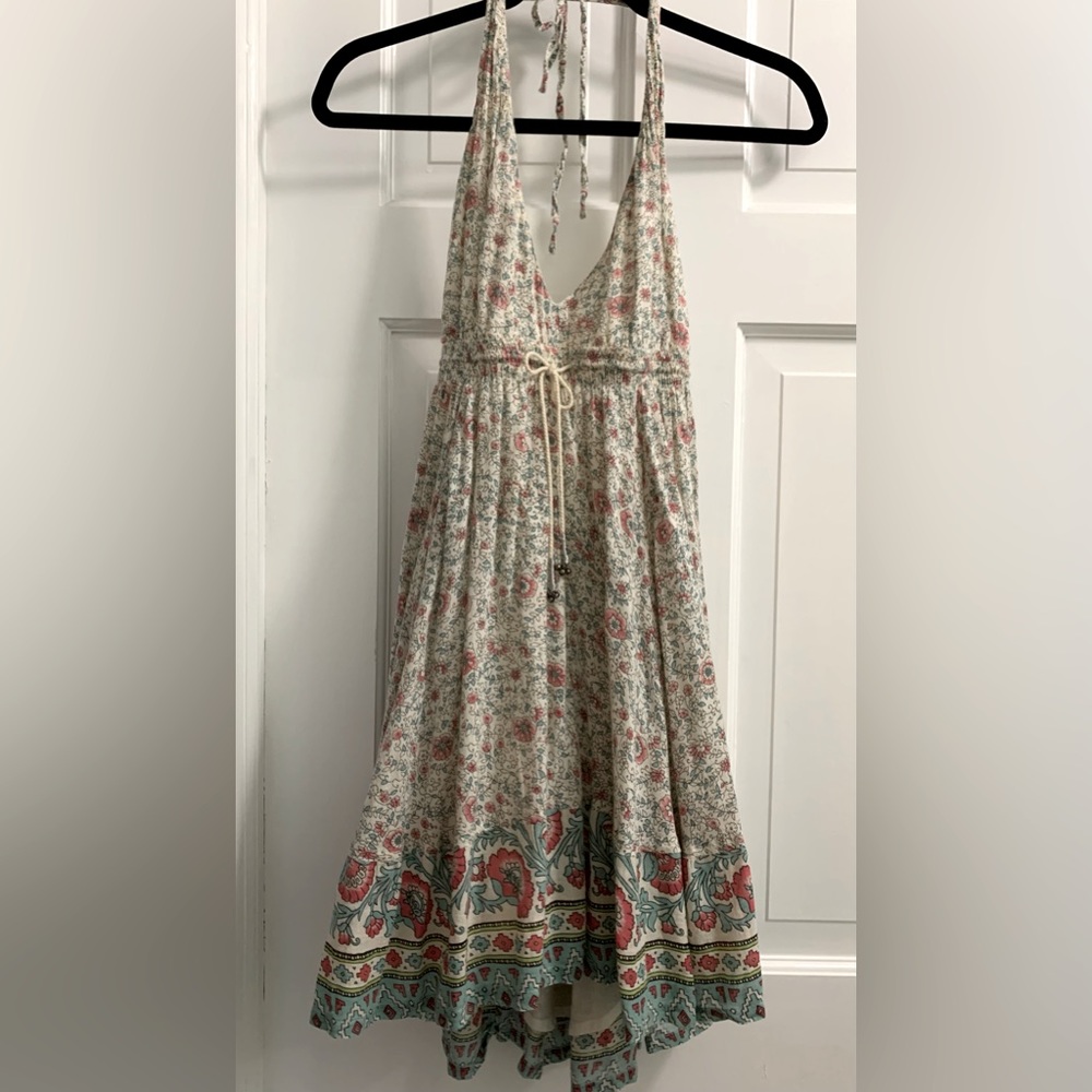 Billabong brand Juniors Size Small adjustable strap halter sundress fully lined